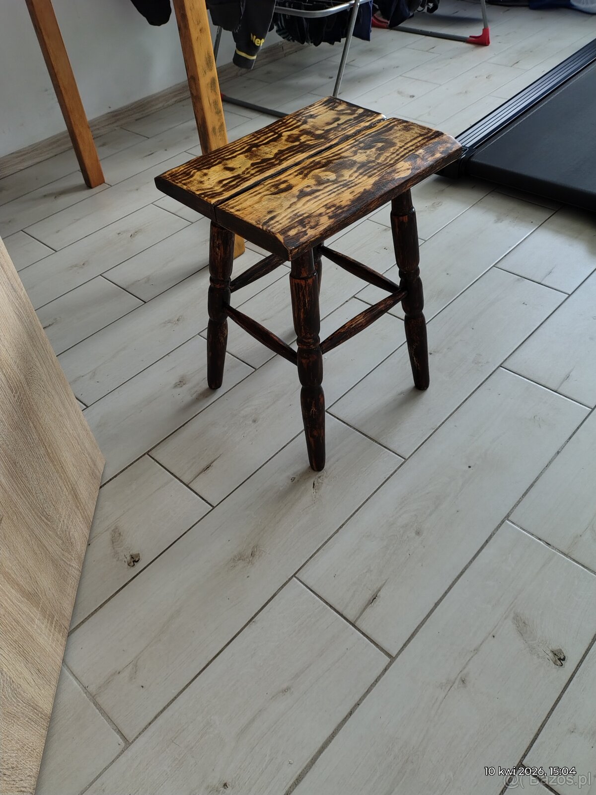 Stołek - 4
