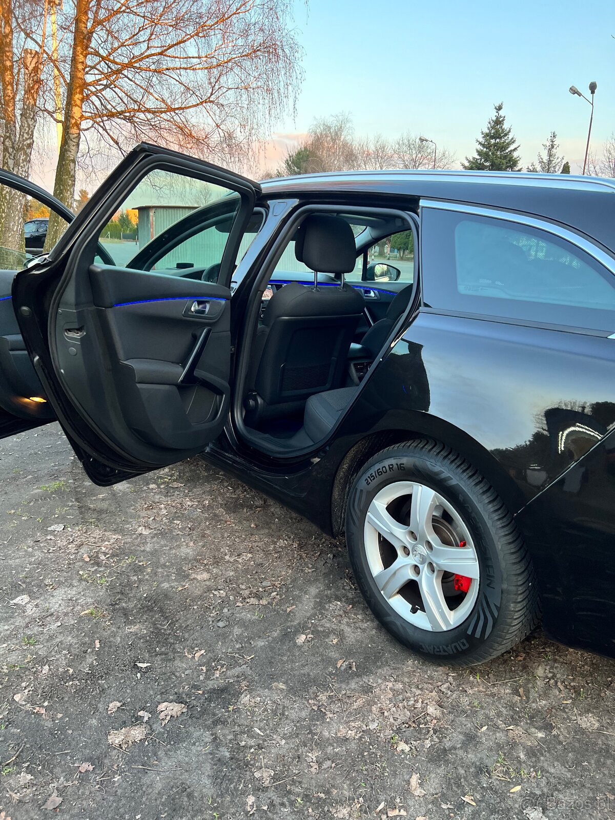 Witam. Mam na sprzedaż ładnego peugeota 508 sw z 2011 roku z - 4