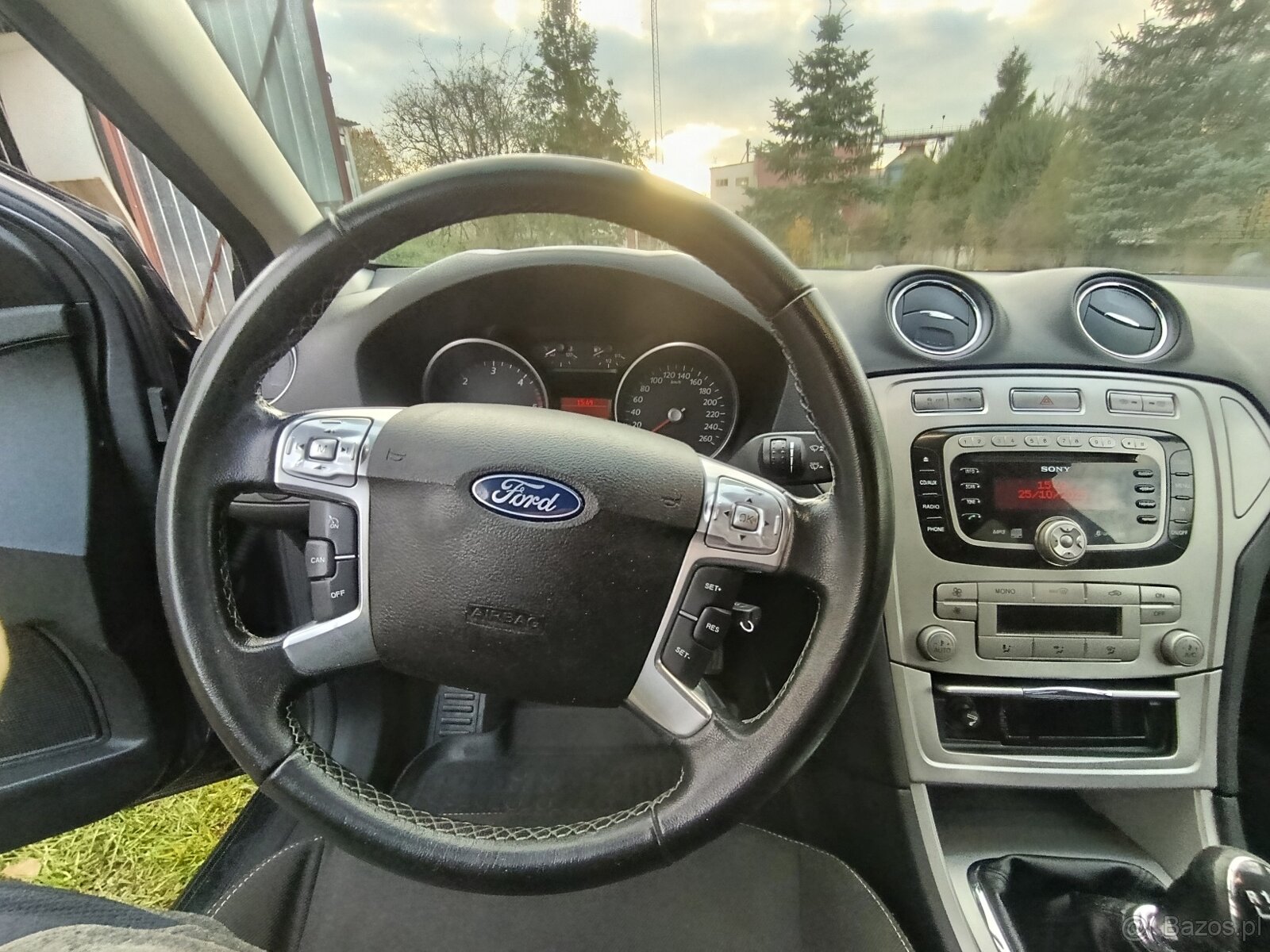 Sprzedam Ford Mondeo MK4 combi 2009 roku - 4