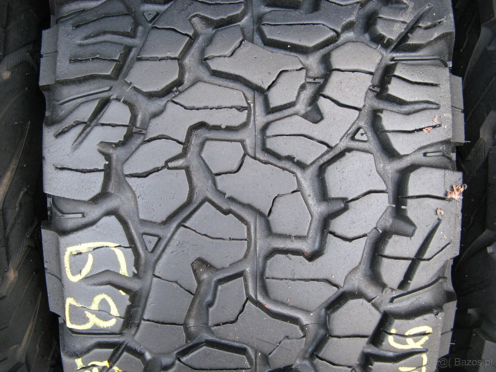 30X9.50R15 104 S BFGoodrich All-Terrain T/A - nr.1689 - 4
