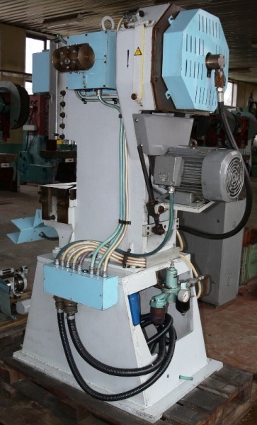 Prasa mimośrodowa LEV 10 - 4