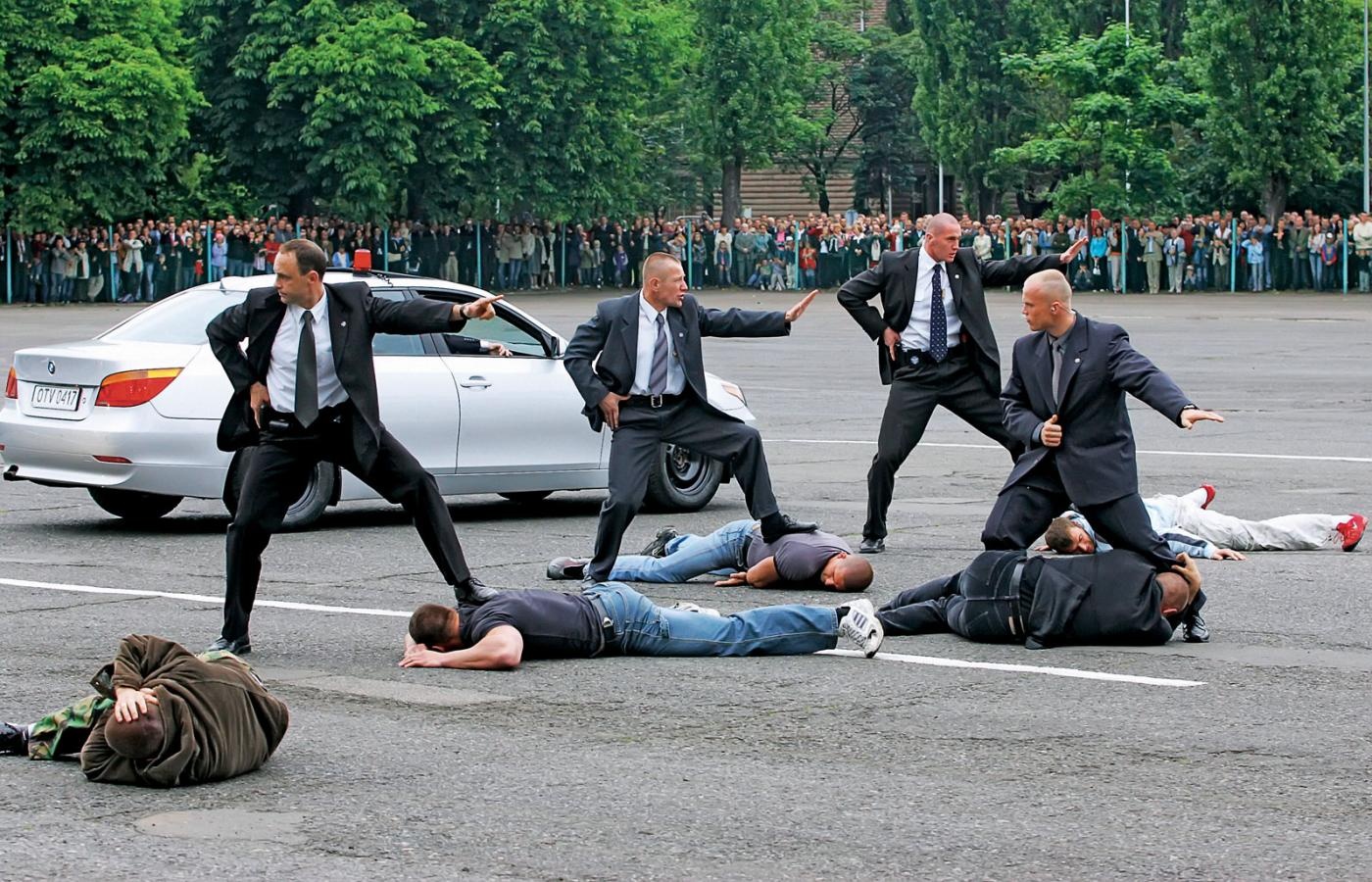 Książka służby specjalne ochrona prezydentów wk1 - 4