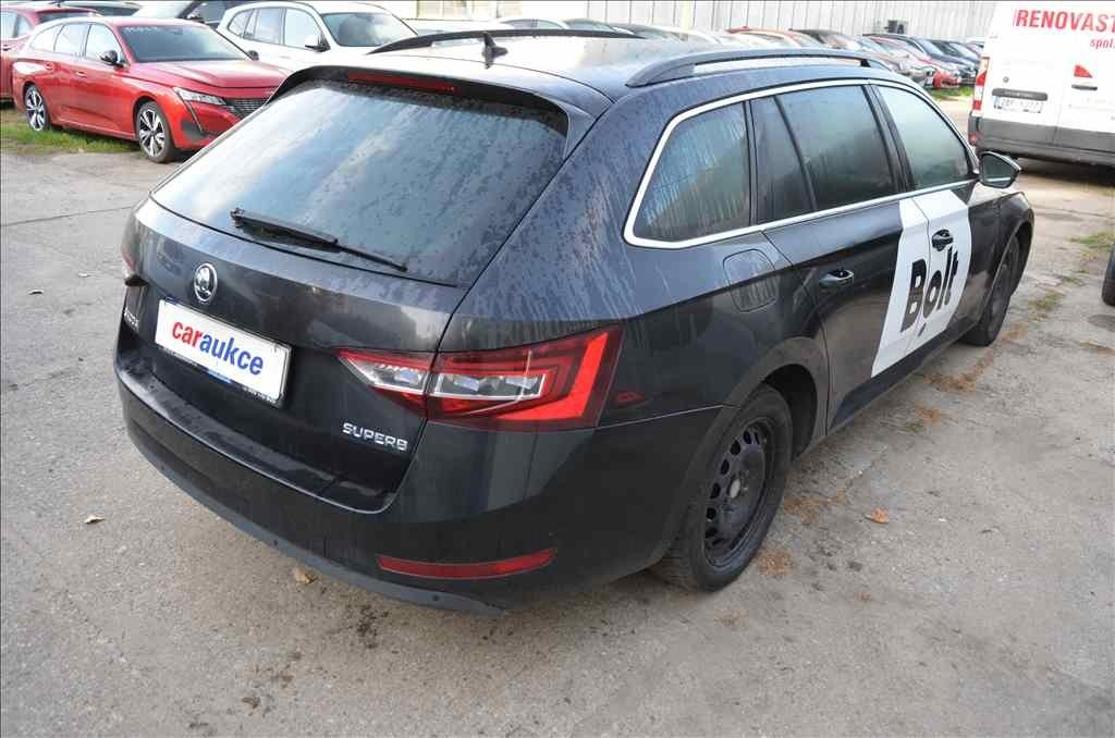 Škoda Superb COMBI III. 1,6 TDI, 2018, 288 tys. km - 4