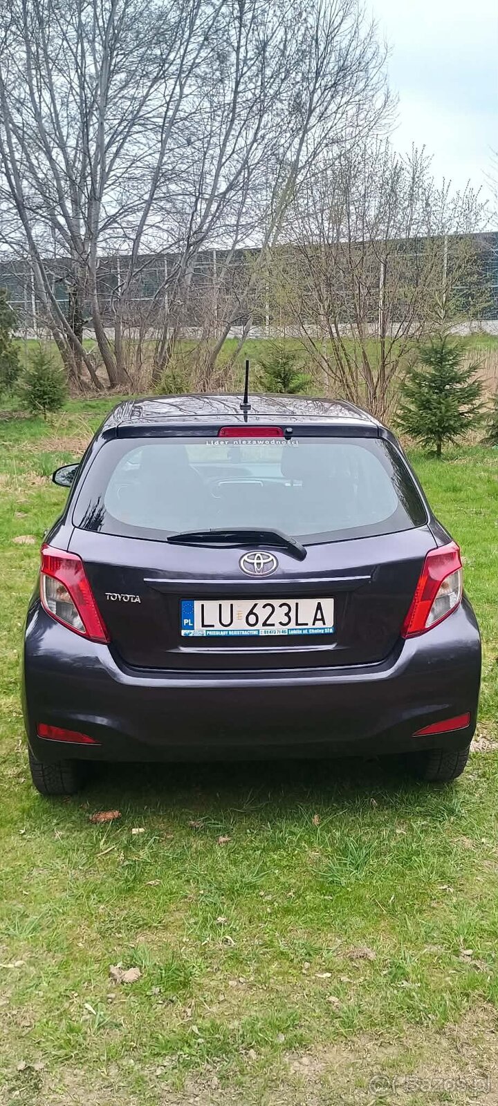 Toyota Yaris 1,3 benzyna - 4