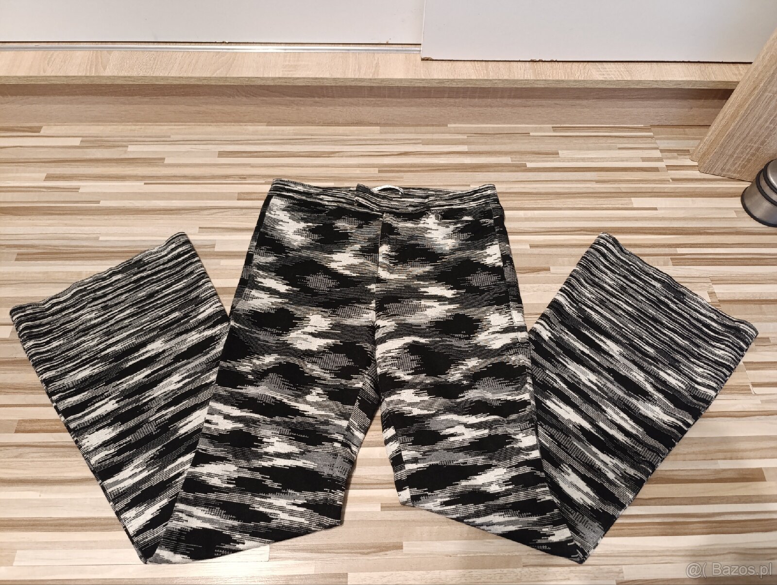 Spodnie dzwony rozmiar M Day Dreams - 4