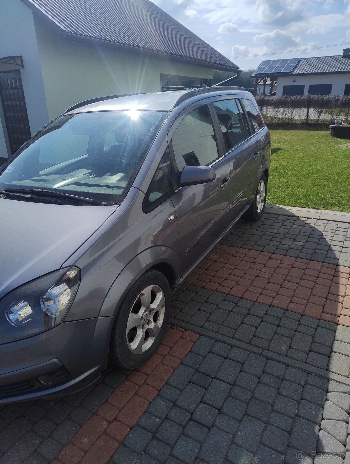 Opel Zafira b 1.9 CDTI hak klima - 4