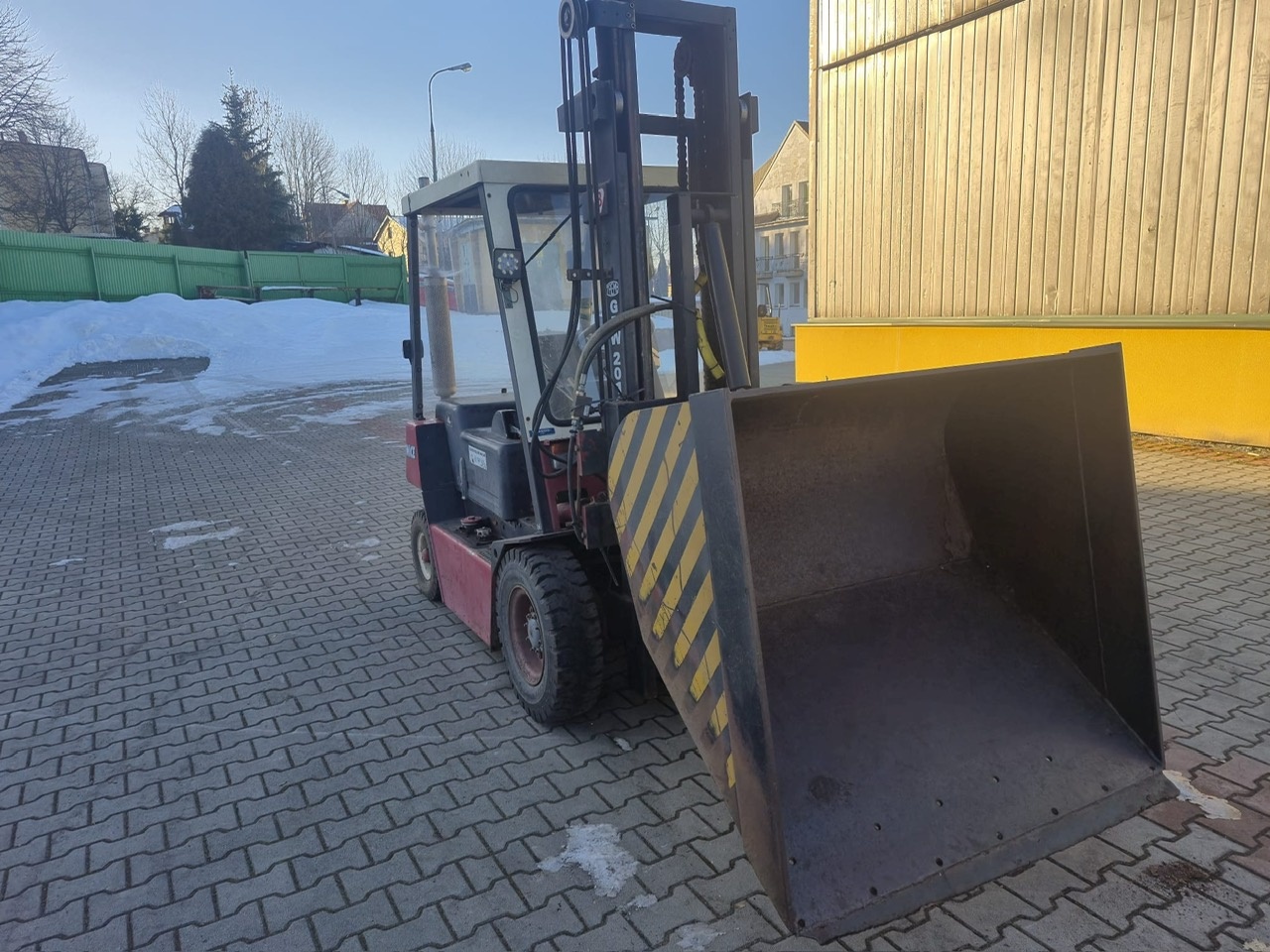Wózek widłowy ZREMB GPW 2010 - 4