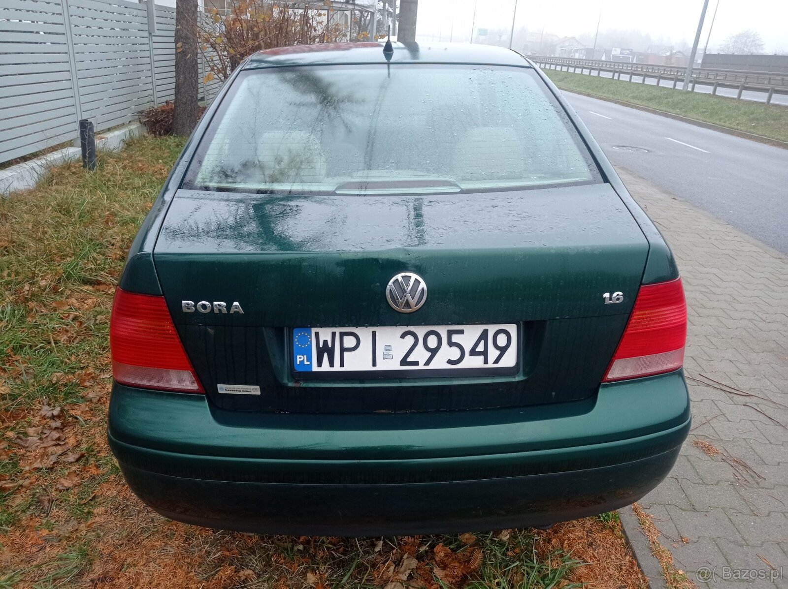 Sprzedam VW Bora prod. 1999, 1.6 B , opony zima plus lato - 4