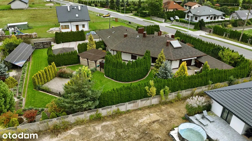 Parterowy dom koło Pabianic, Fotowoltaika, Solary, Smart - 4