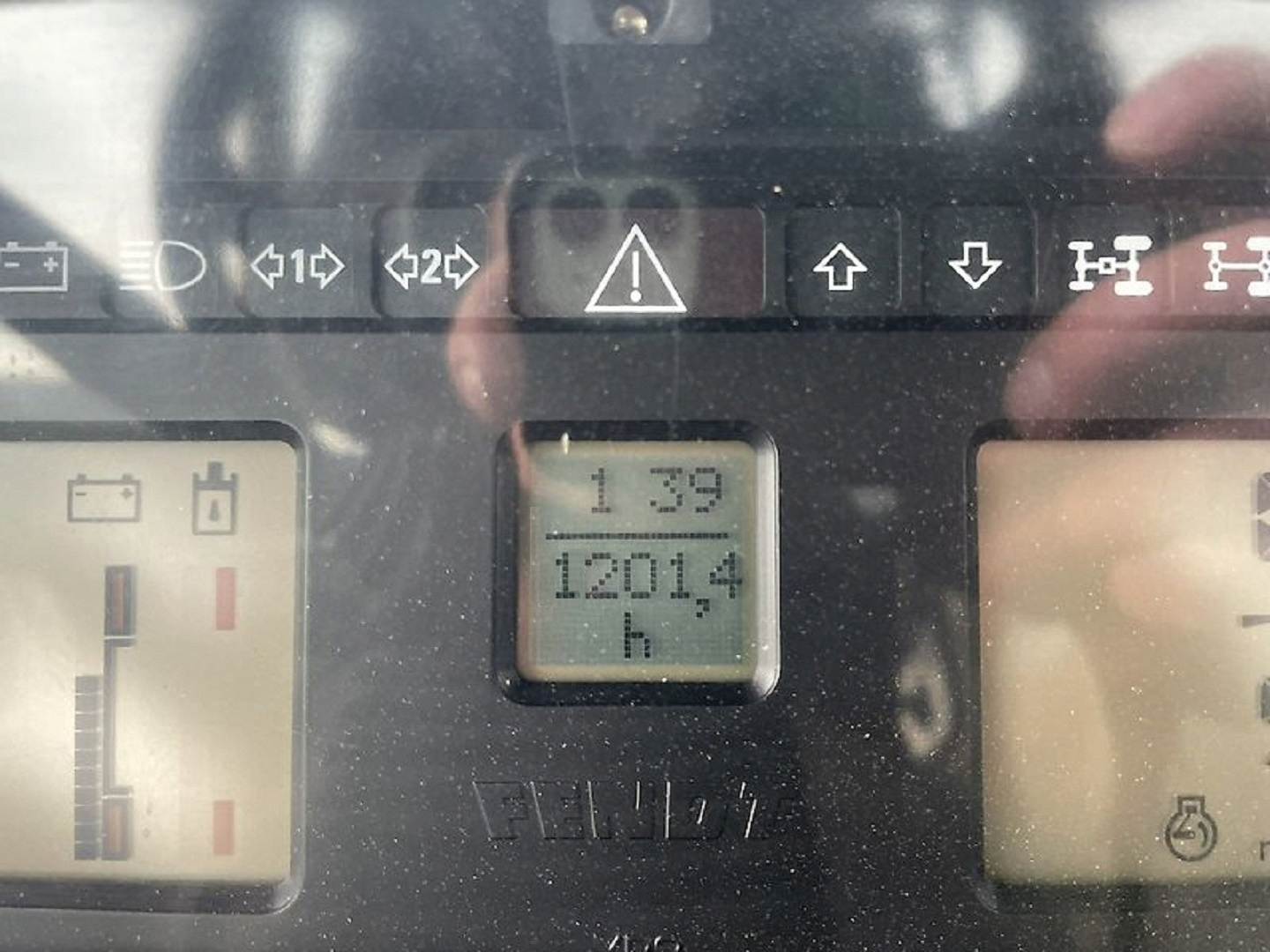 ciągnik,4WD- Fendt 411 Vario - 4