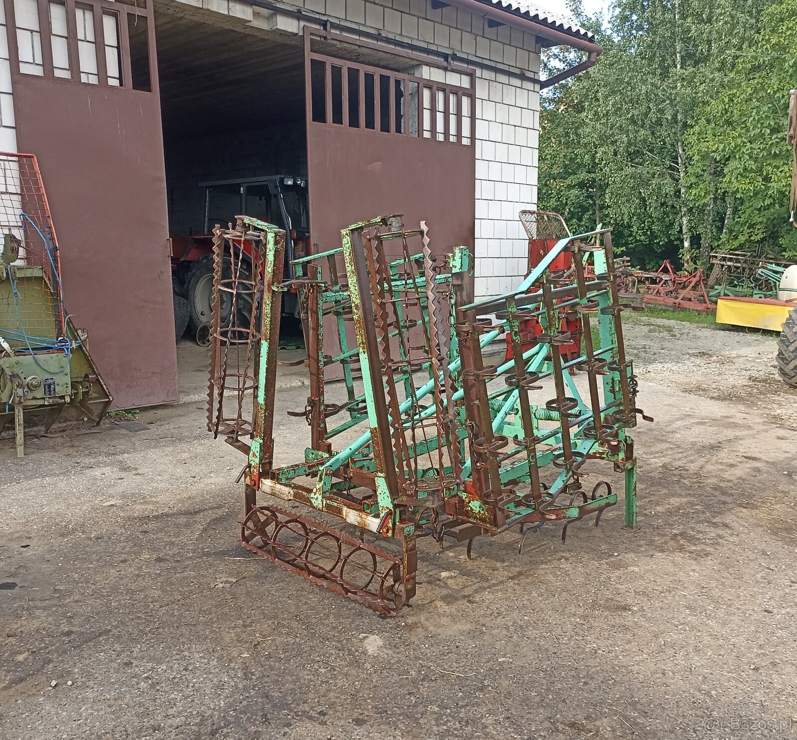 Agregat uprawowy kultywator z wałkiem strunowym Feldherr skł - 4