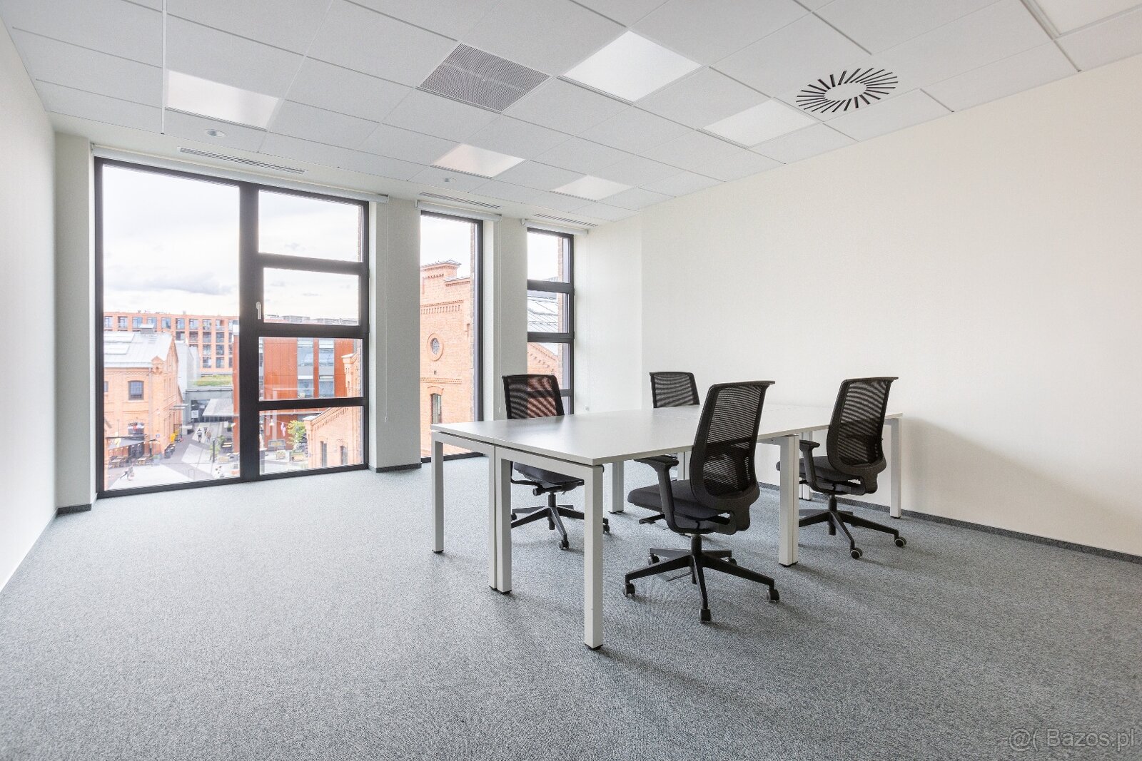 Adaptuj swoje biuro z Spaces Koneser Building M - 4