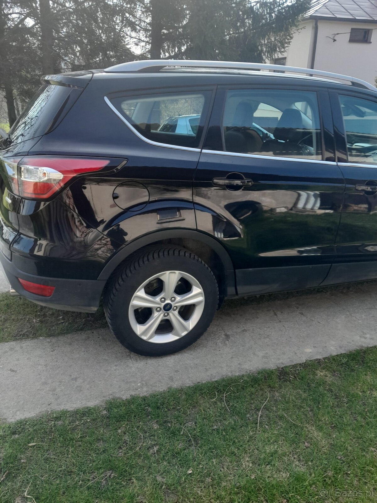 Super Kuga niski przebieg wysokie wyposażenie - 4