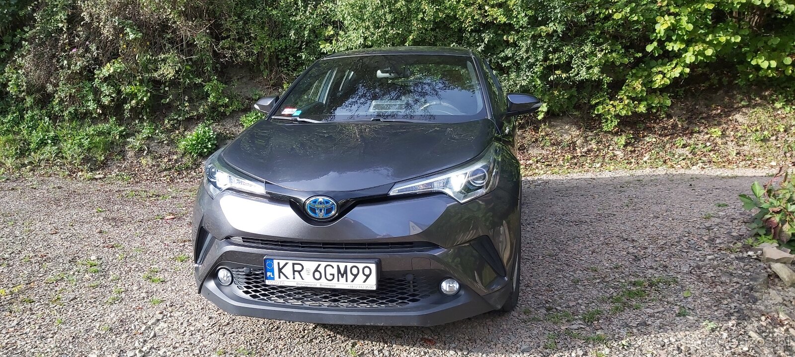 Sprzedam Toyotę CHR- hybryda - 4