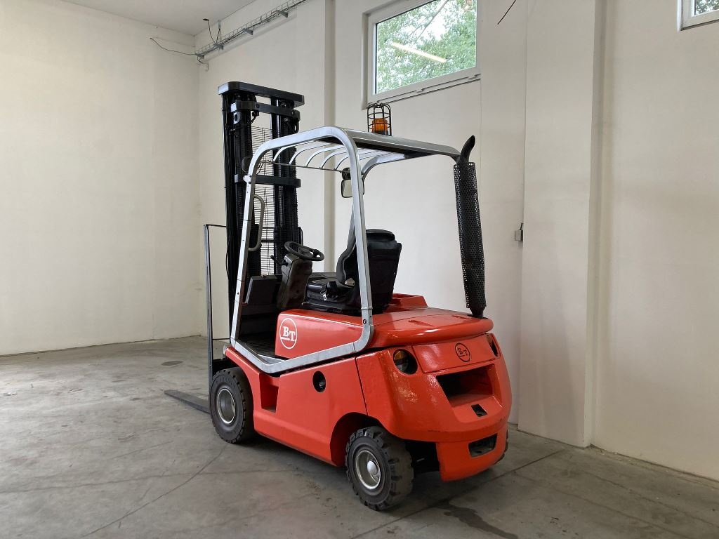 Sprzedaję używany wózek widłowy BT CBD 18 (01350) - 4