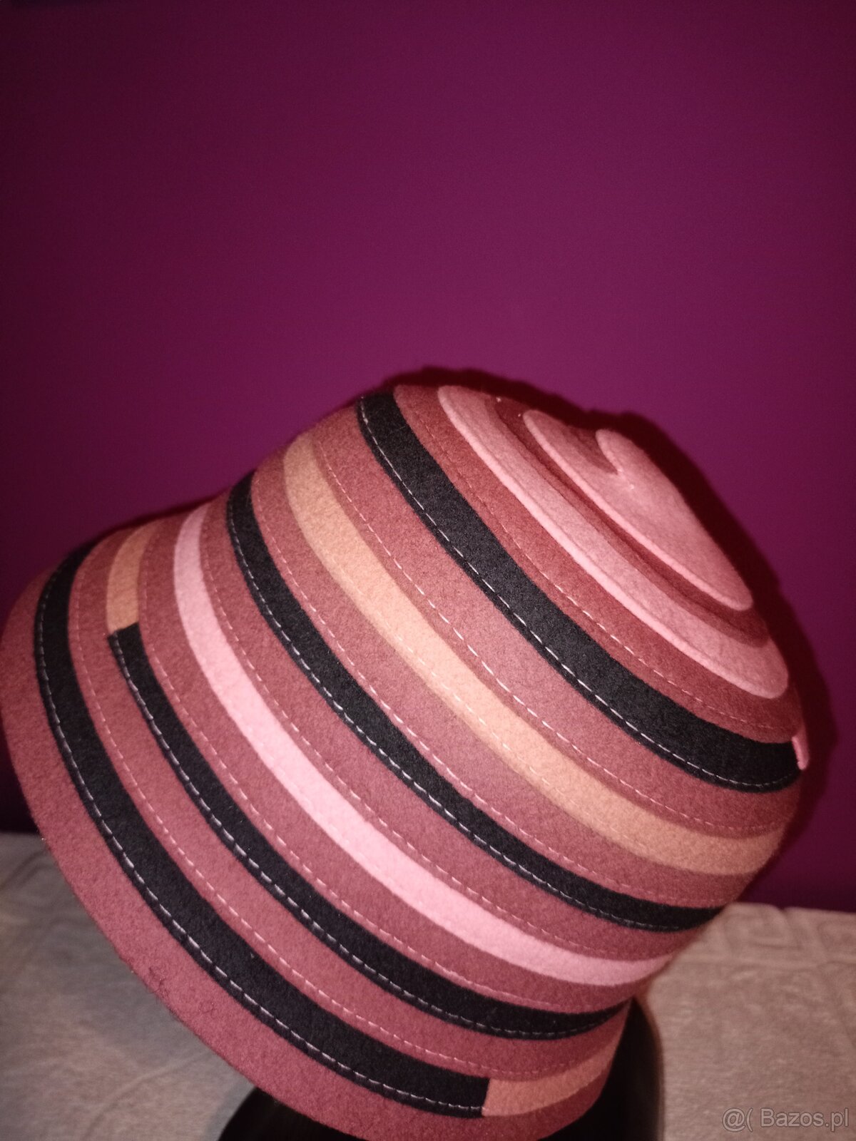 Kapelusz damski jesienno – zimowy typu bucket 100 % wełna w - 4