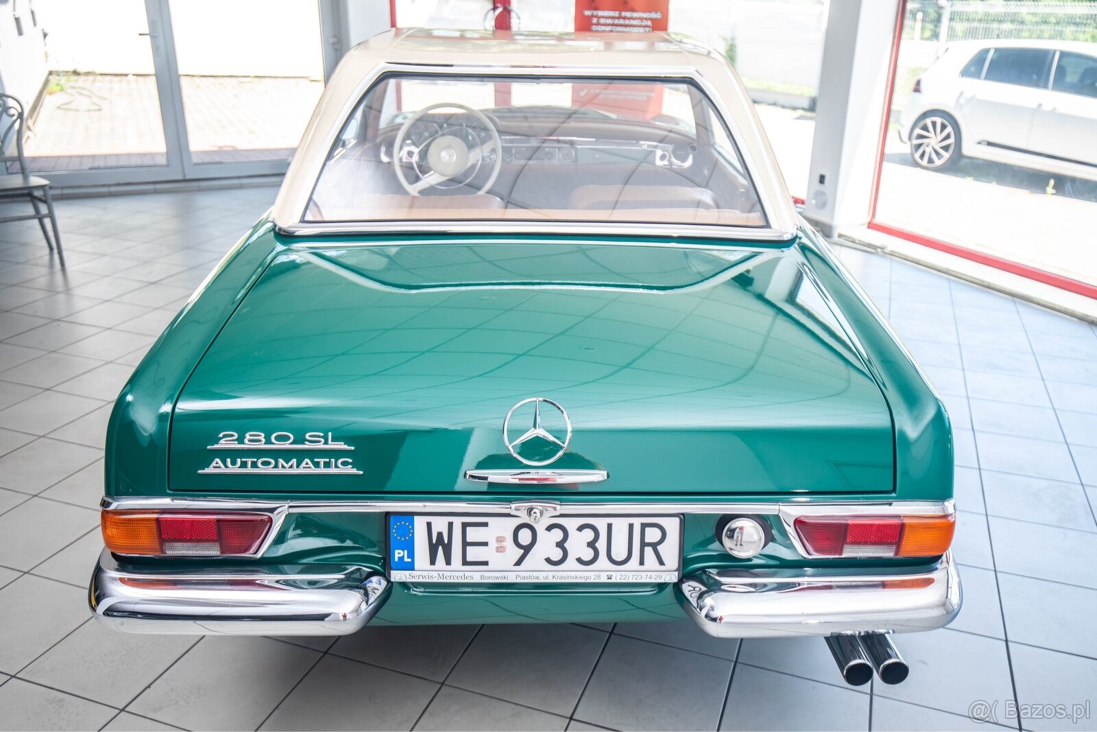 Mercedes Benz W113 280SL Pagoda - 4