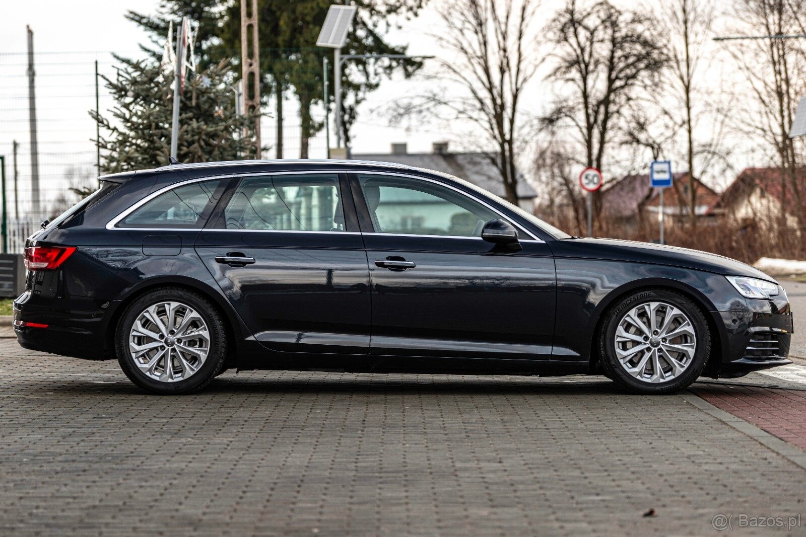 AUDI A4 Avant - 4