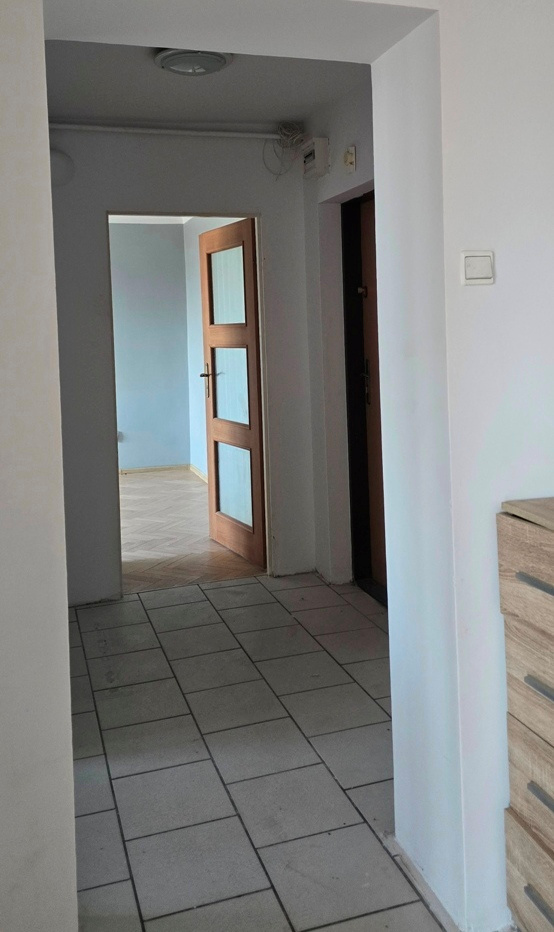 wynajmę mieszkanie 64,3m2 2 pok. parking. ogrodzenie - 4