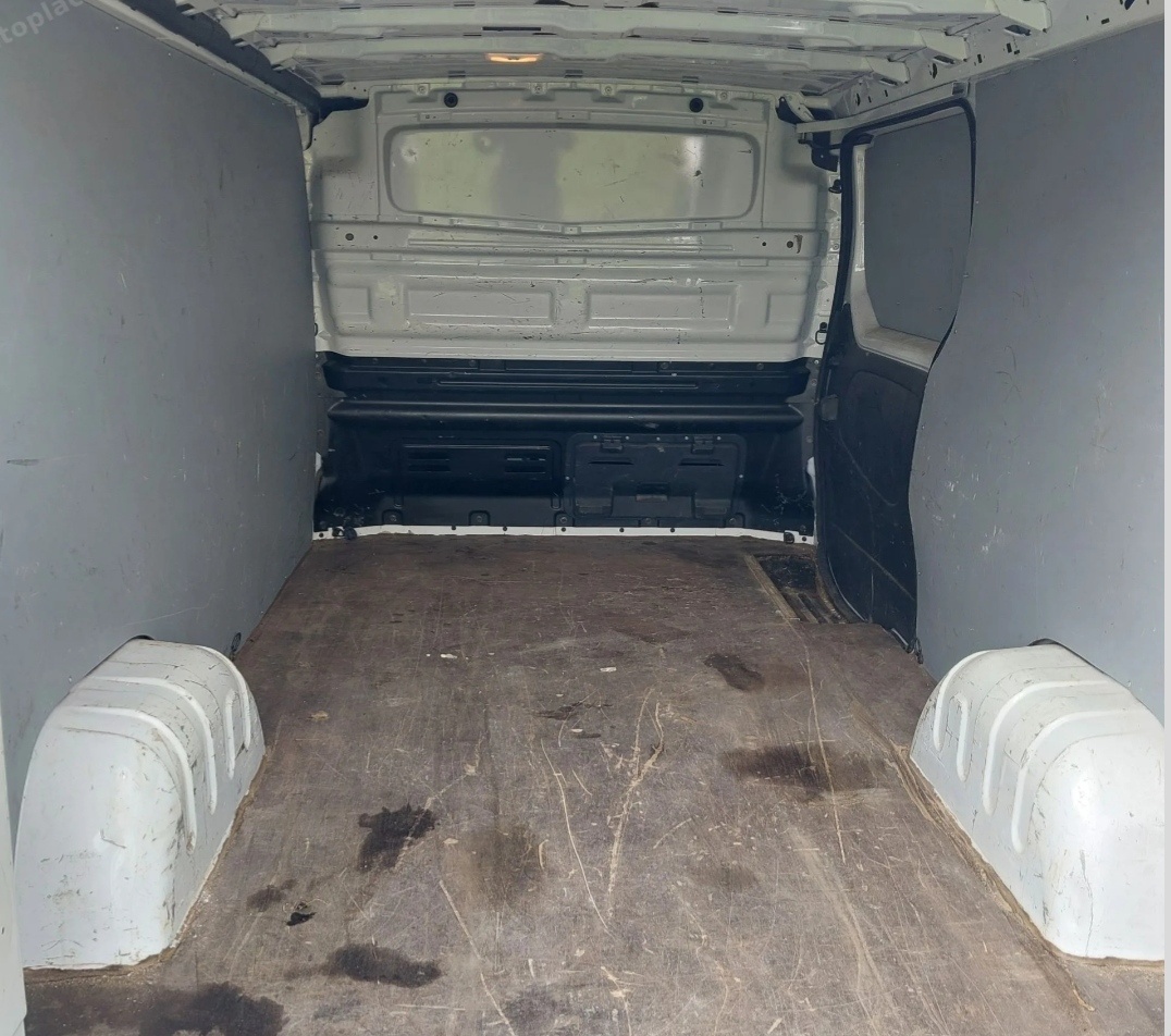 OPEL VIVARO 1.6 DIESEL / BI TURBO / 6 BIEGÓW / LONG - 4