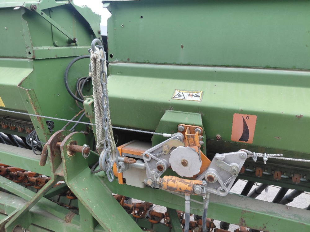 Siewnik Amazone D8-60 Super - 4