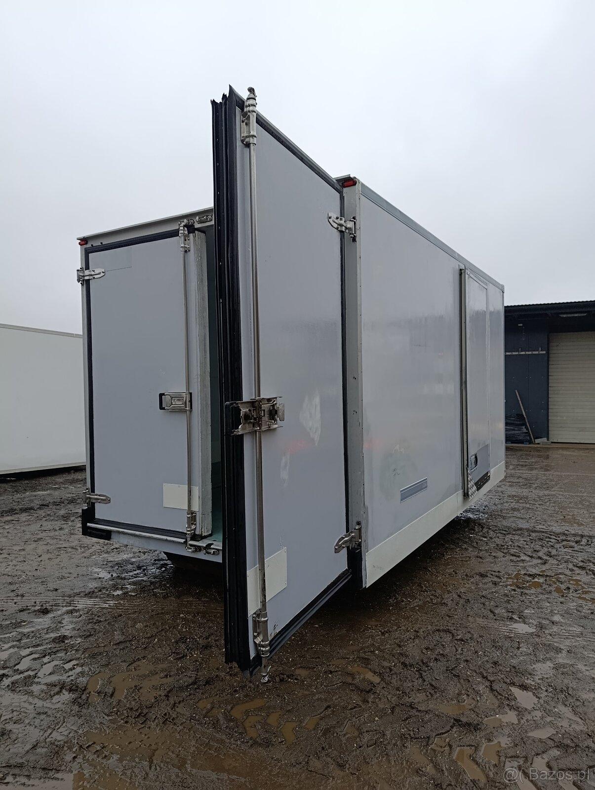 Kontener magazynowy / Zabudowa Chłodnicza / Kontener Magazyn - 4