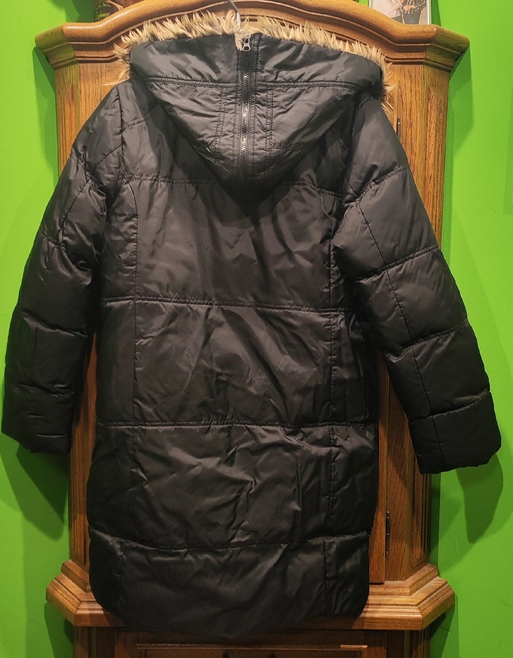 Czarna ciepła kurtka zimowa z kapturem/kołnierz - 4