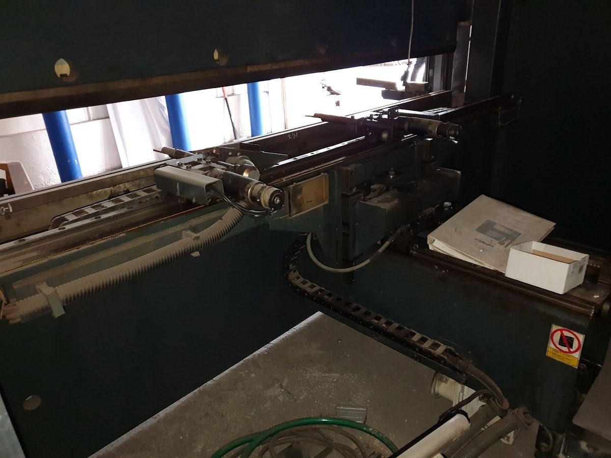 Safan SMK-K50-2550 TS1 - Prasa krawędziowa CNC - 4