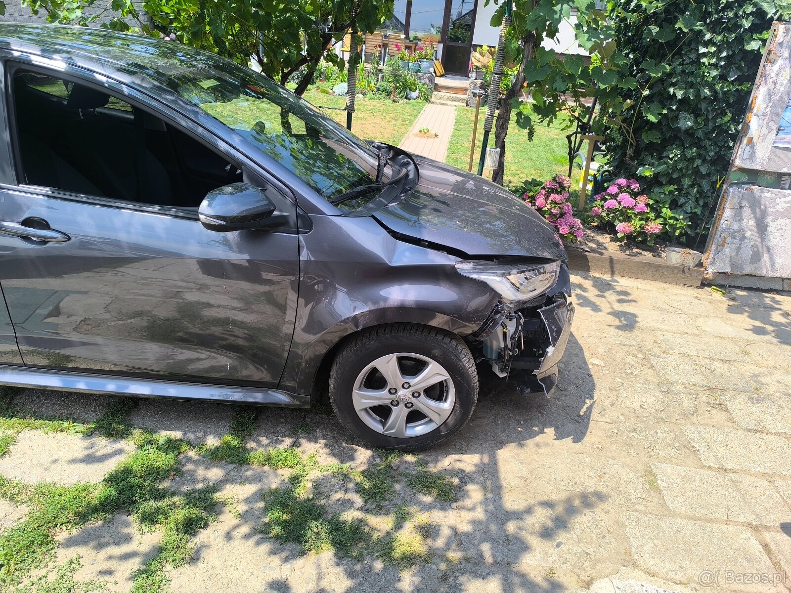 Toyota Yaris - 4