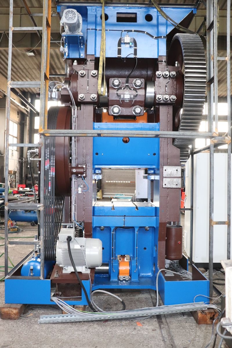 Prasa łokciowa LLR 1000 po GO - 4