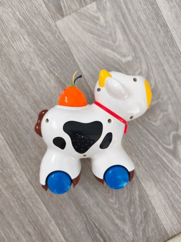 Jezdící kravička Kiddieland - 4