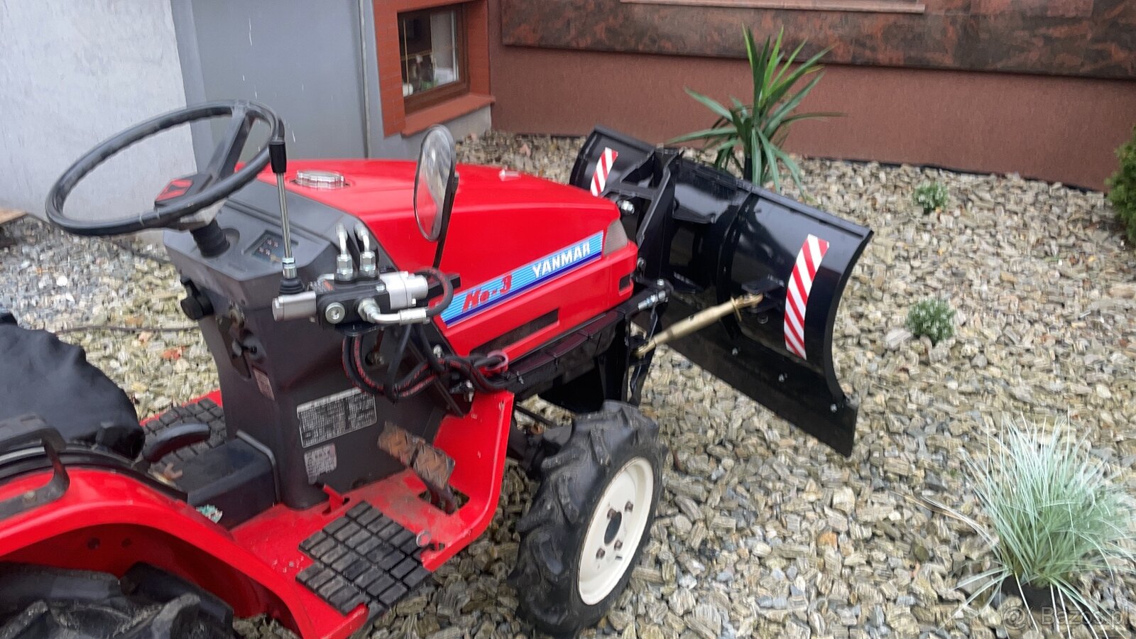 Japoński Traktorek 3 tłok.diesel nap.4x4 w cenie pług - 4