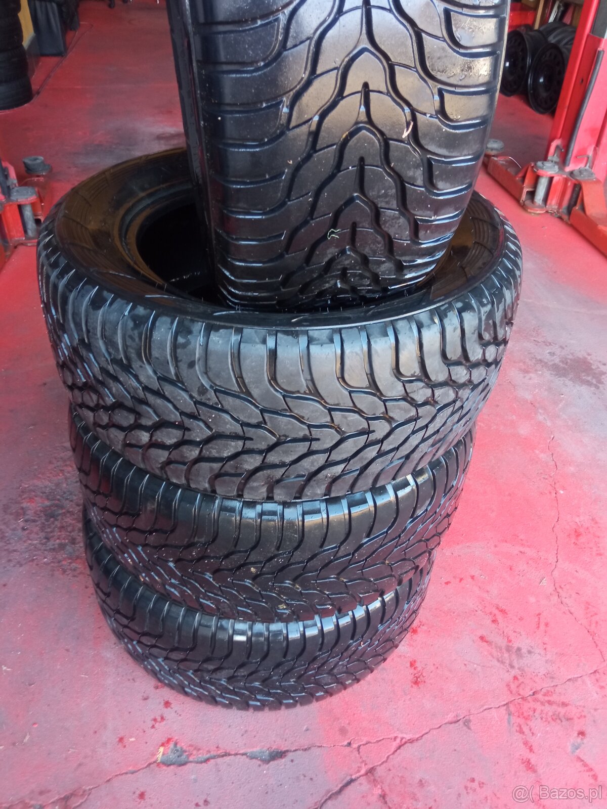 285/55/18r Yokohama AVS S/T Type-1 V801 wysokiej wydajności - 4