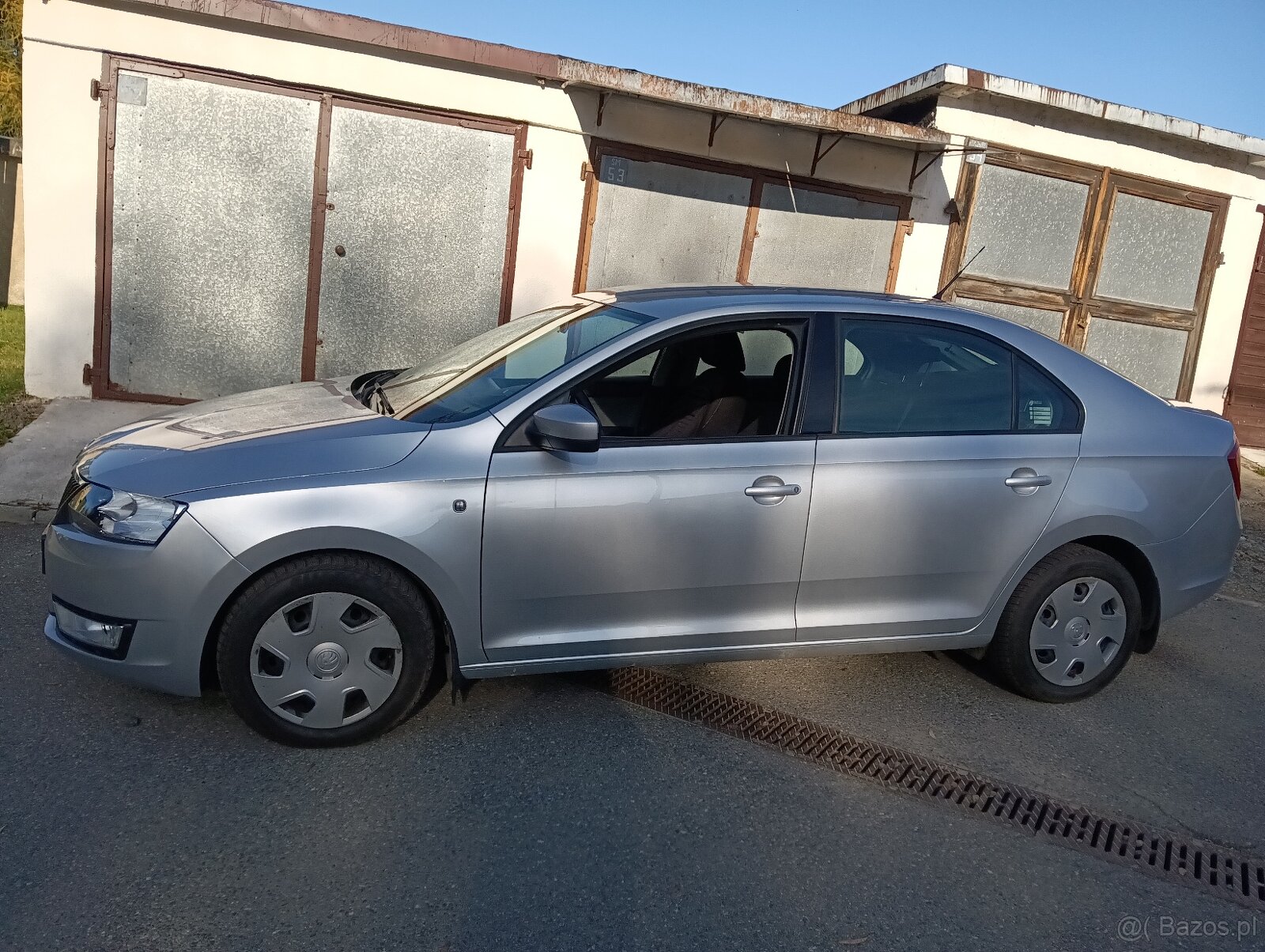 Skoda Rapid mały przebieg - 4