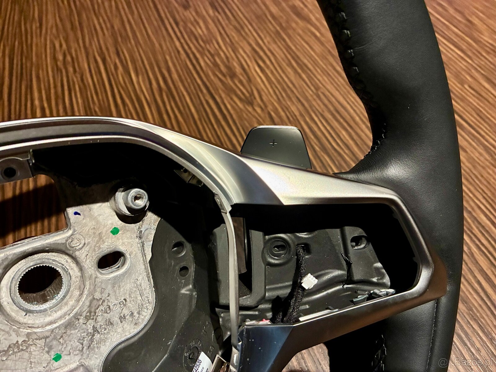 Sprzedam oryginalną kierownicę BMW z modelu BMW 750e (G70) - 4