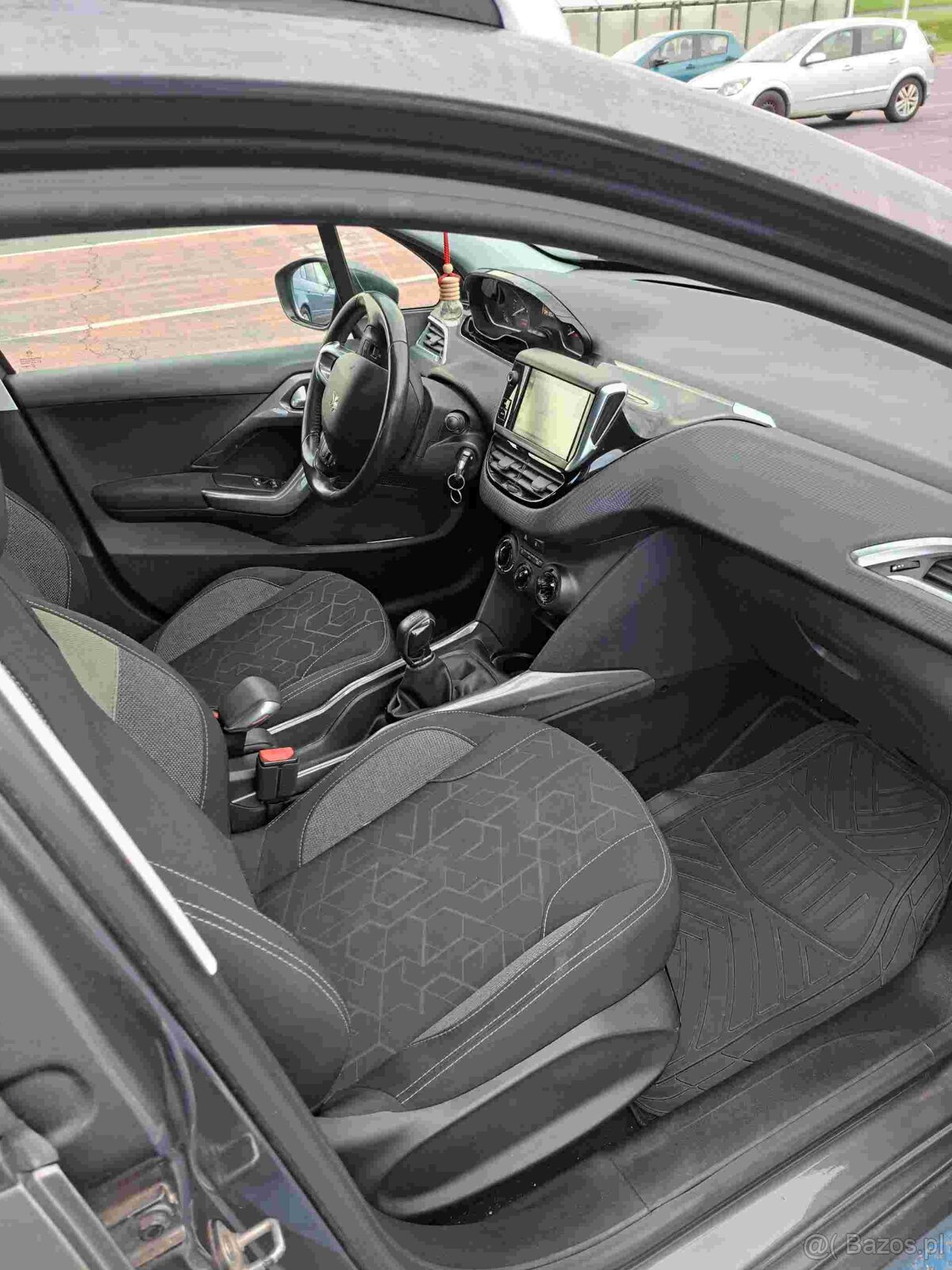 Peugeot 2008 - Diesel-Przeb -129 tys Rok 2017 - 4