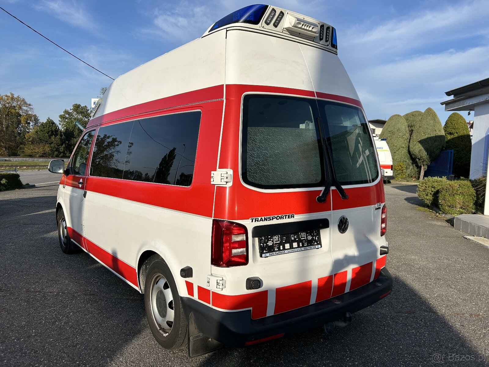 Volkswagen Transporter T6 - 2.0 TDI Ambulans / Karetka DSG - 4