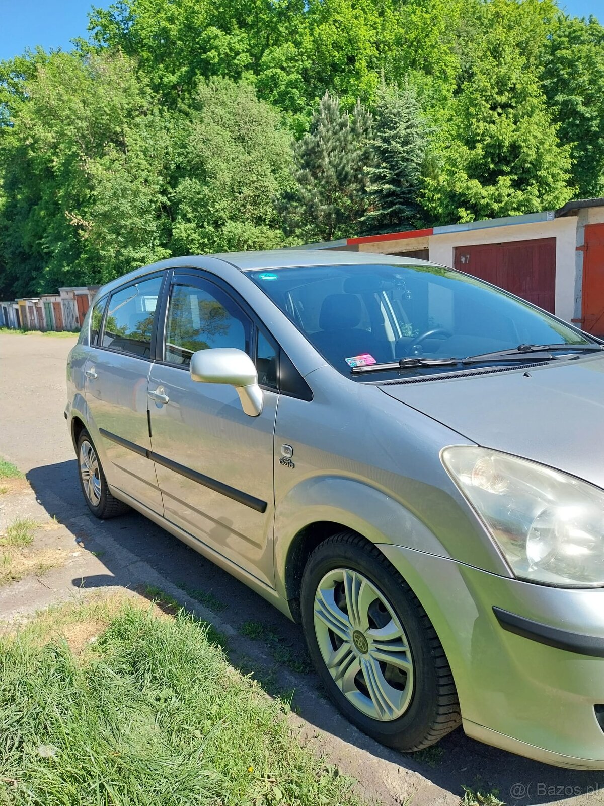 Toyota Yaris Verso-Polecam - 4