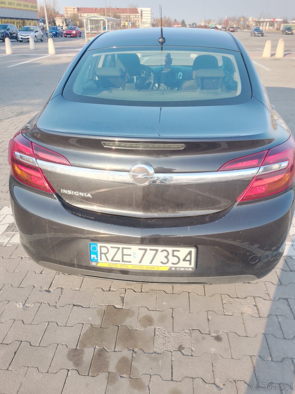Sprzedam Opel Insignia rok 2015: benzyna 18 - 4