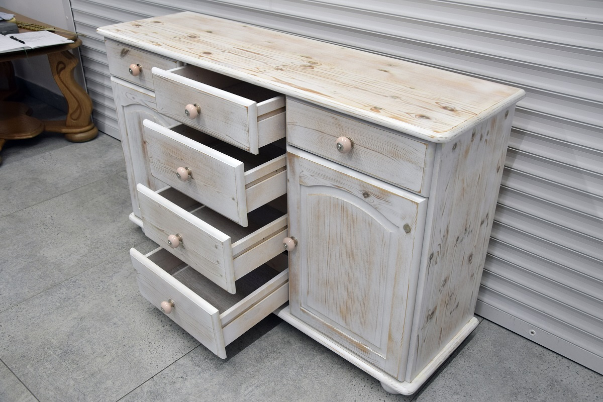 komoda z drewna sosnowego - jak nowa - 4