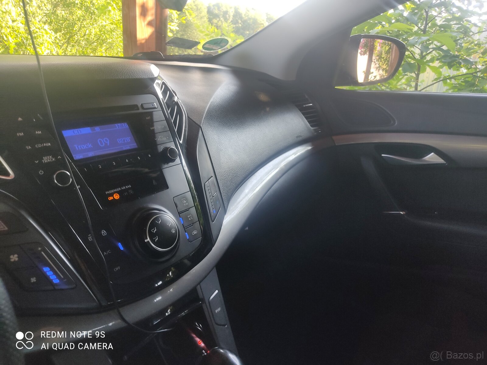 Sprzedam ładnego hiundai i40 - 4