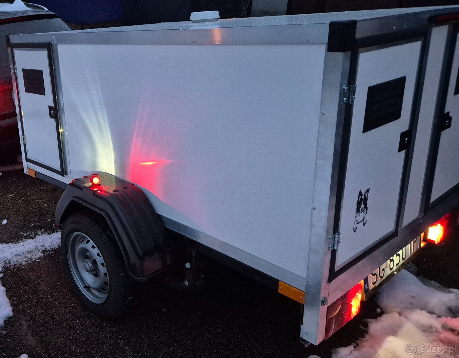 Przyczepka do przewozu psów - 4