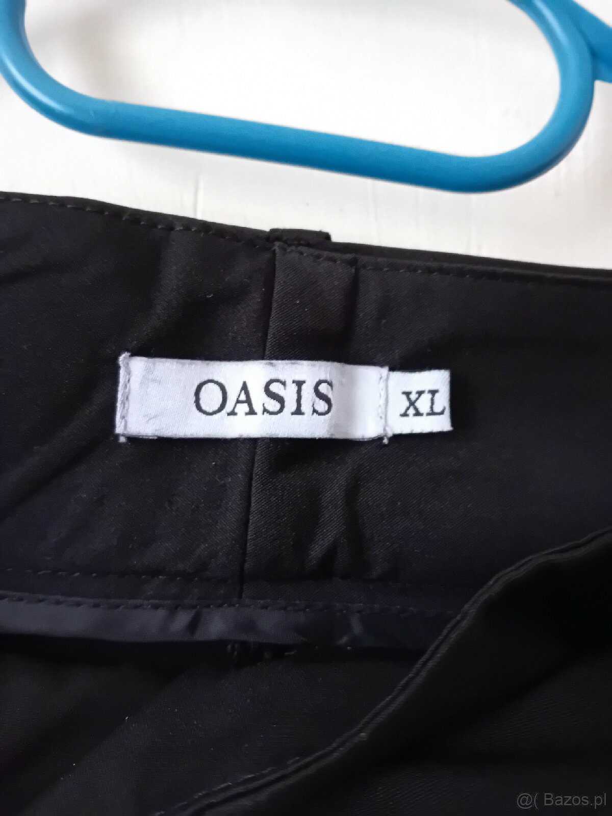 Czarne wizytowe eleganckie spodnie - 4