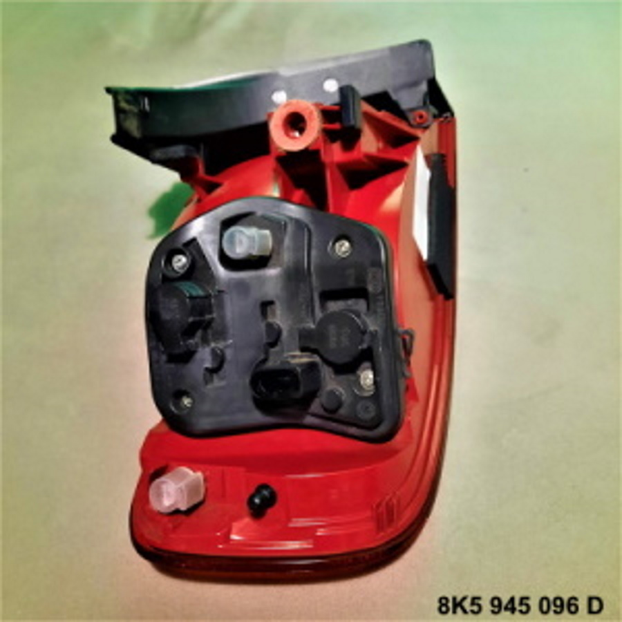 Oryginalna lampa - prawy tył Audi A4 B8 (Sedan) - 4