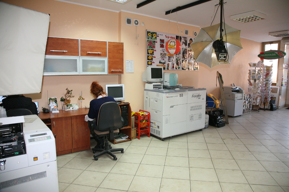 Sprzedam cały Zakład Fotograficzny lub wyposarzenie TANIO - 4