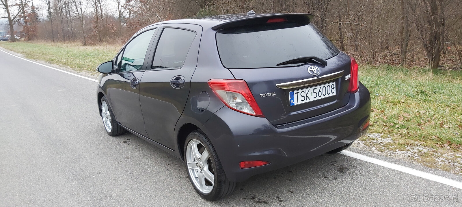 Yaris 1,4 D 90KM Comfort 2012r 186 800 km NAVI kamera zarej. - 4