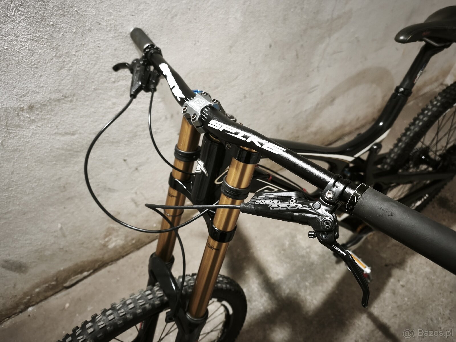 Santa Cruz v10.4 Carbon - 4