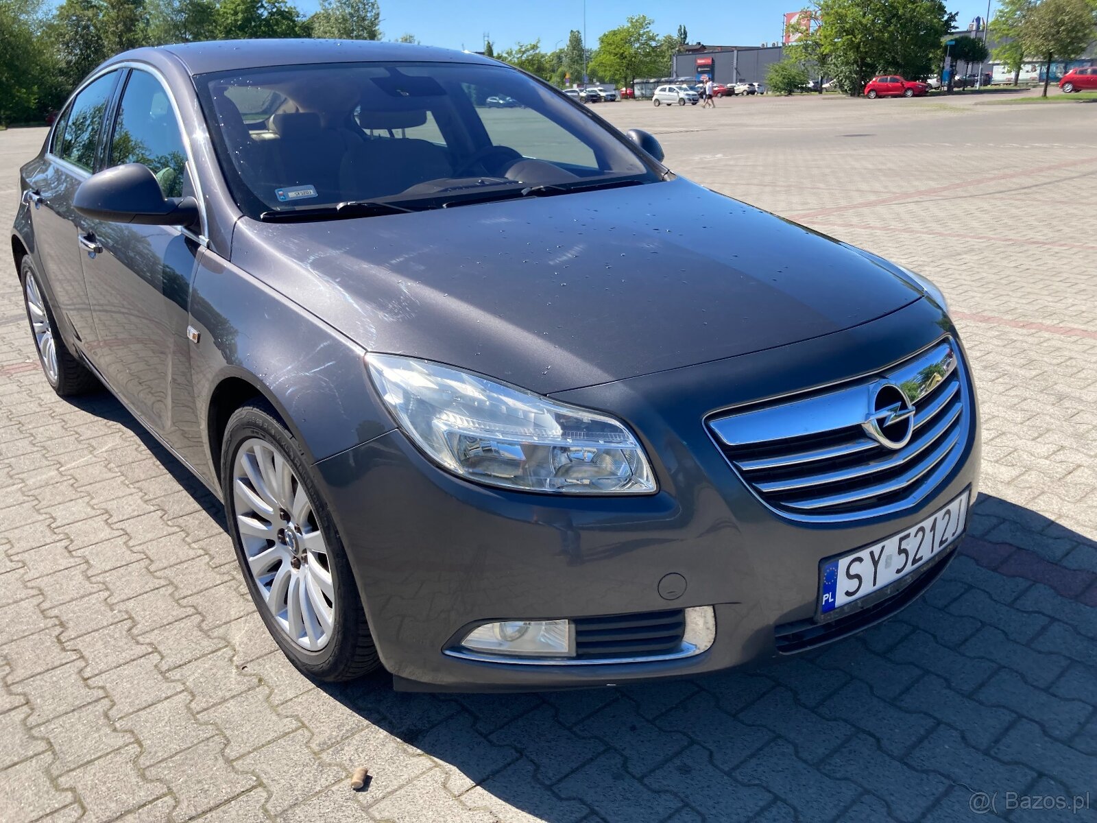 Insignia - 4