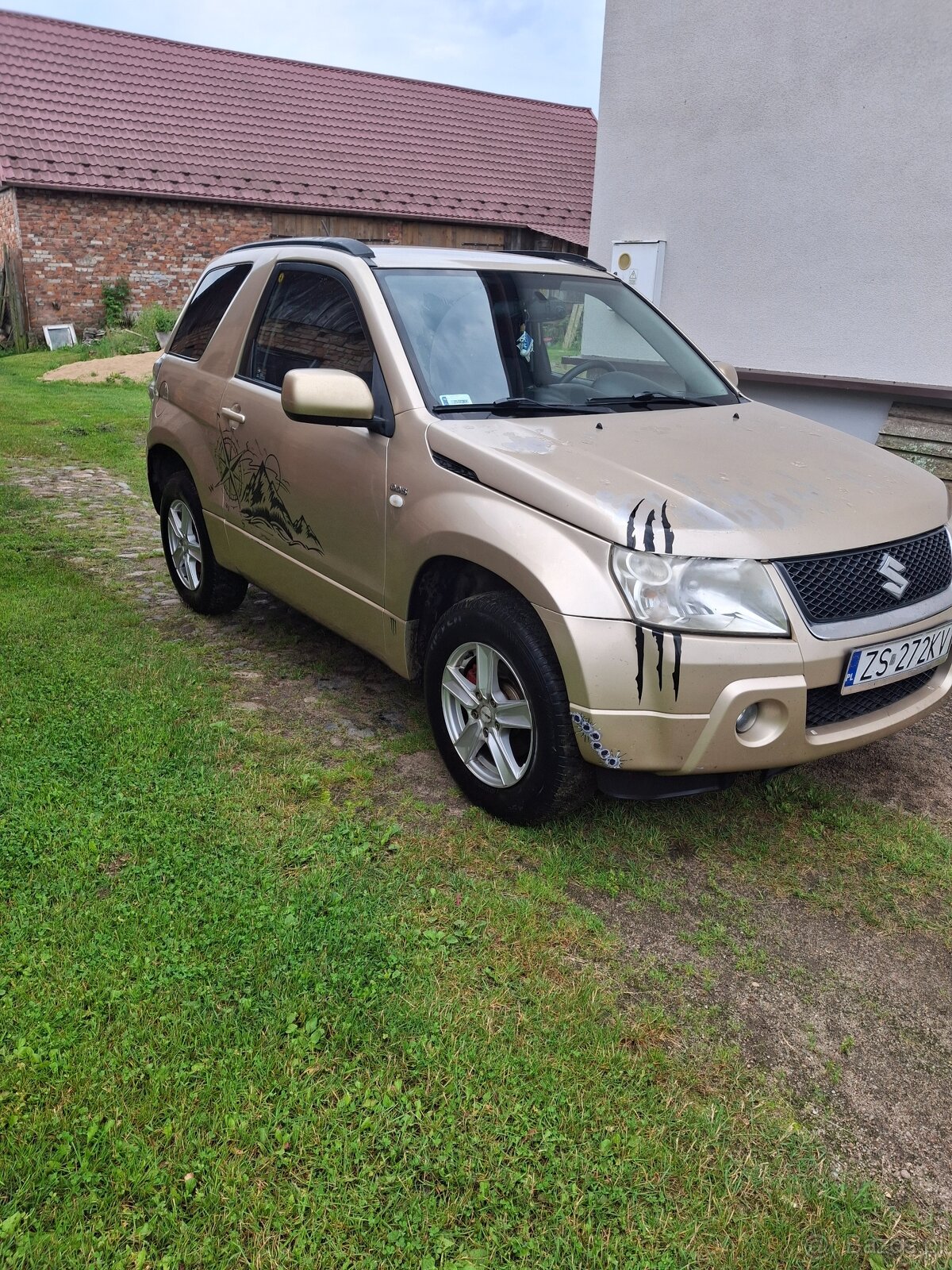 Suzuki Grand Vitara - 4