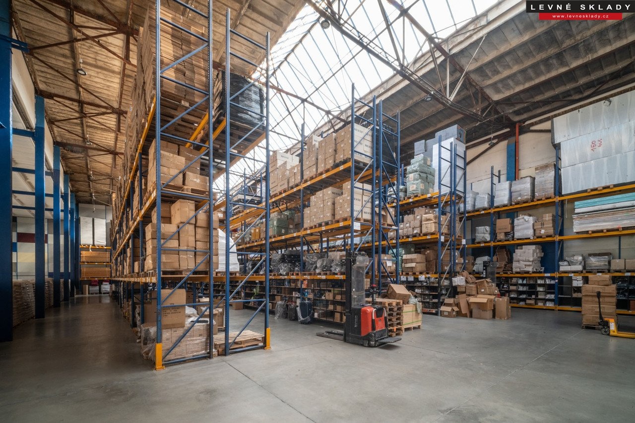 CZECHY: wynajem magazynu (okolice Mlada Boleslav) -1494 m2 - 4